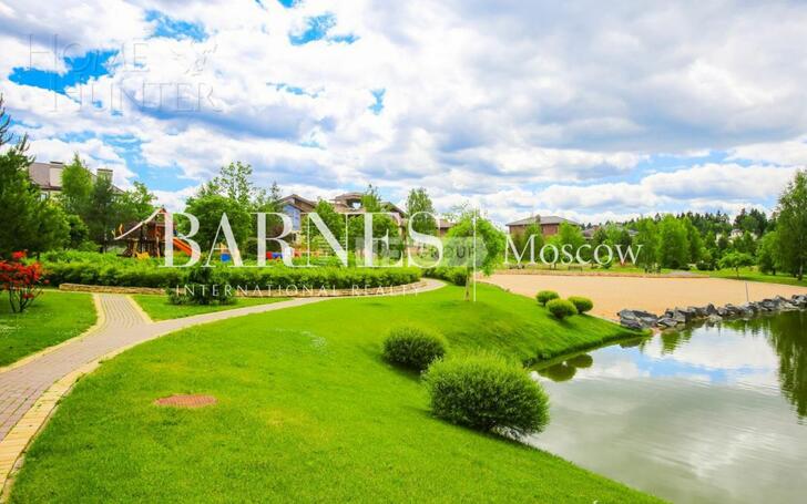 Участок 106 сот. в охраняемом поселке