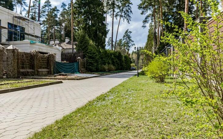 2-этажный коттедж 638 м² без отделки