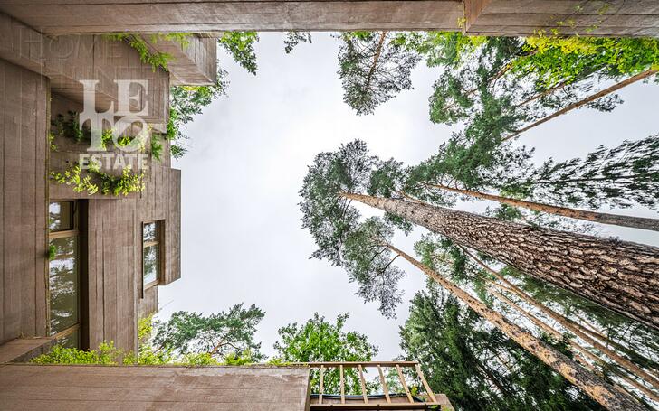 2-этажный коттедж 1 330 м² с отделкой