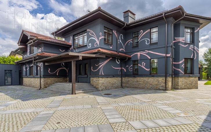 2-этажный коттедж 550 м² с отделкой