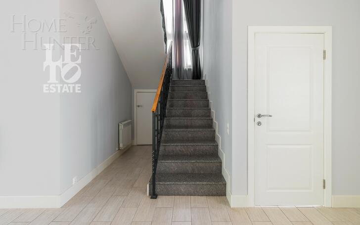 2-этажный коттедж 304 м² с отделкой