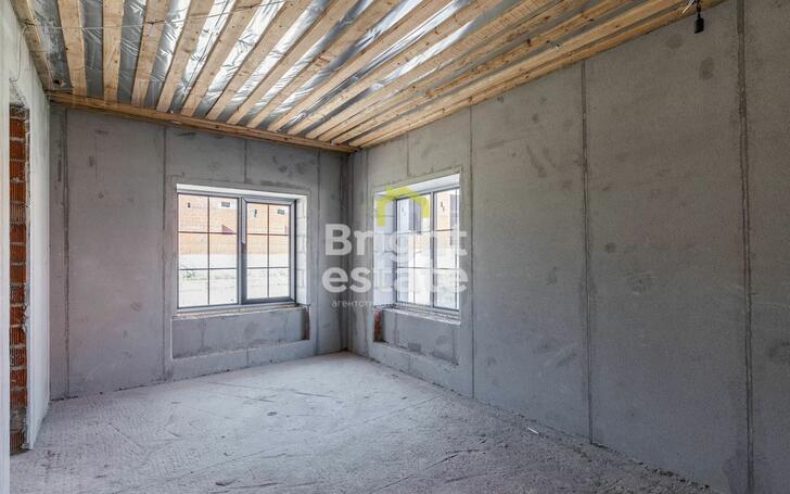 2-этажный коттедж 350 м² без отделки