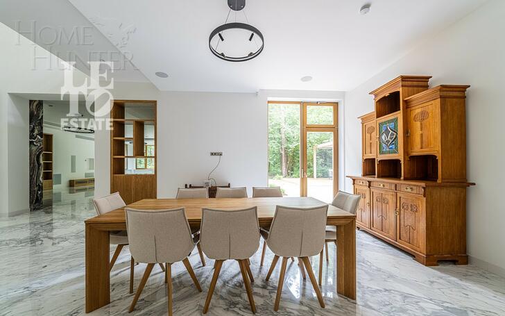 2-этажный коттедж 1 330 м² с отделкой
