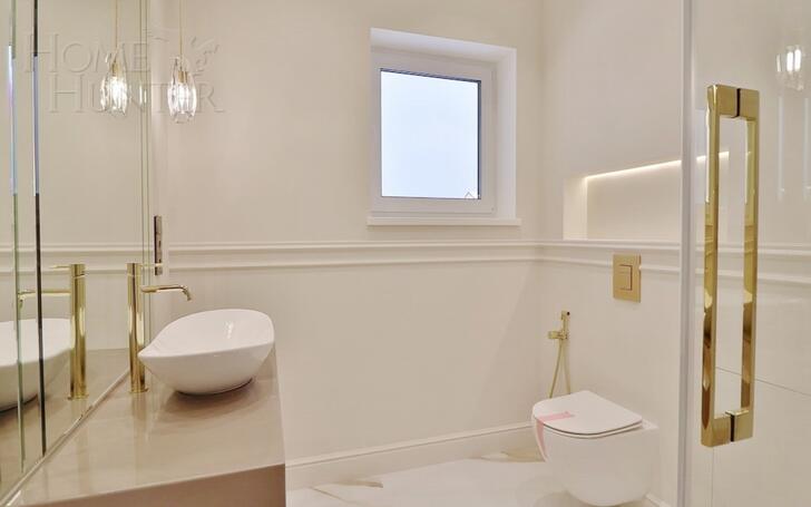 2-этажный коттедж 240 м² с отделкой
