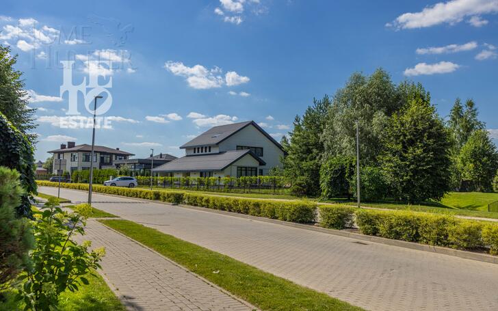 2-этажный коттедж 304 м² с отделкой