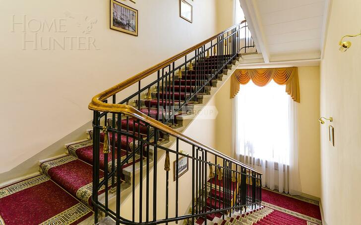 5-КОМН. КВАРТИРА С ОТДЕЛКОЙ 213.9 М² НА 4 ЭТАЖЕ