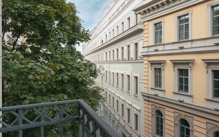 5-КОМН. КВАРТИРА С ОТДЕЛКОЙ 213.9 М² НА 4 ЭТАЖЕ