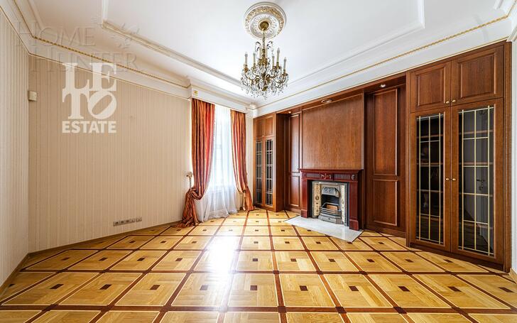 2-этажный коттедж 1 250 м² с отделкой