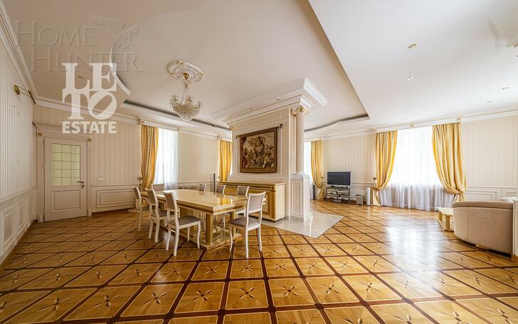 2-этажный коттедж 1 250 м² с отделкой