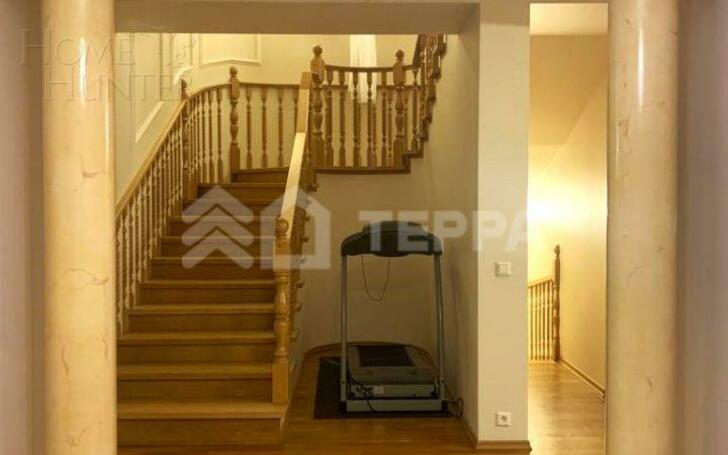 2-этажный коттедж 550 м² с отделкой