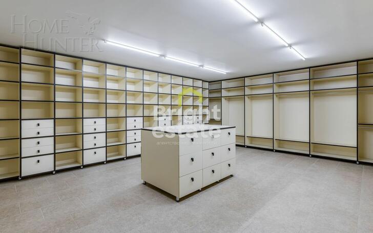 2-этажный коттедж 990 м² с отделкой