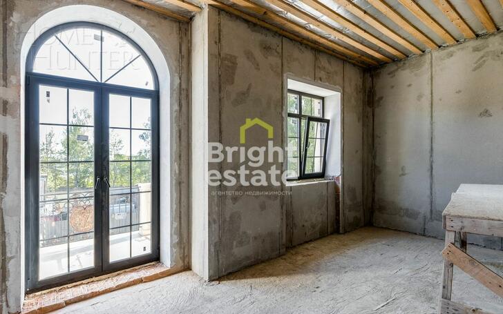 2-этажный коттедж 350 м² без отделки