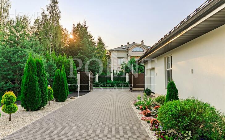1-этажный коттедж 712 м² с отделкой