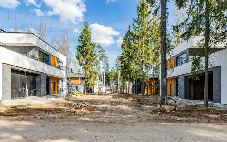 2-этажный коттедж 520 м² без отделки