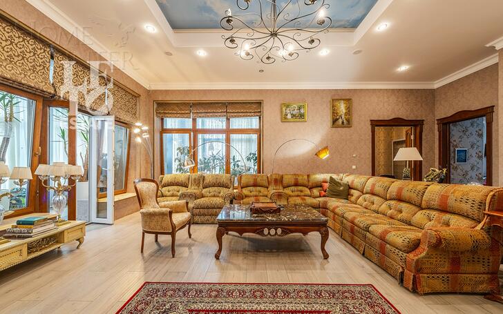 2-этажный коттедж 1 100.7 м² с отделкой