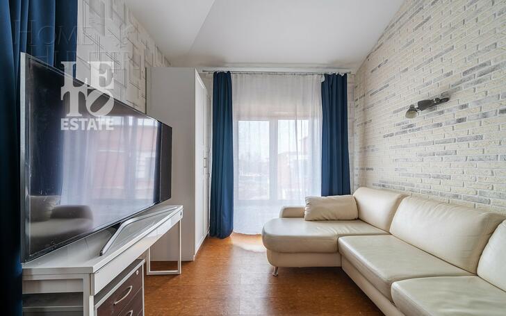 2-этажный коттедж 1 100.7 м² с отделкой
