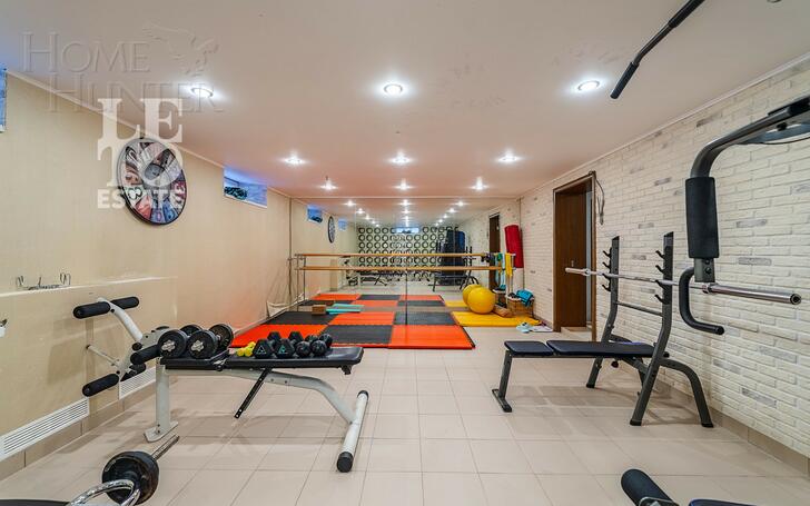 2-этажный коттедж 1 100.7 м² с отделкой