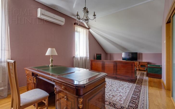 3-этажный коттедж 770 м² с отделкой
