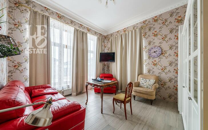 2-этажный коттедж 1 100.7 м² с отделкой