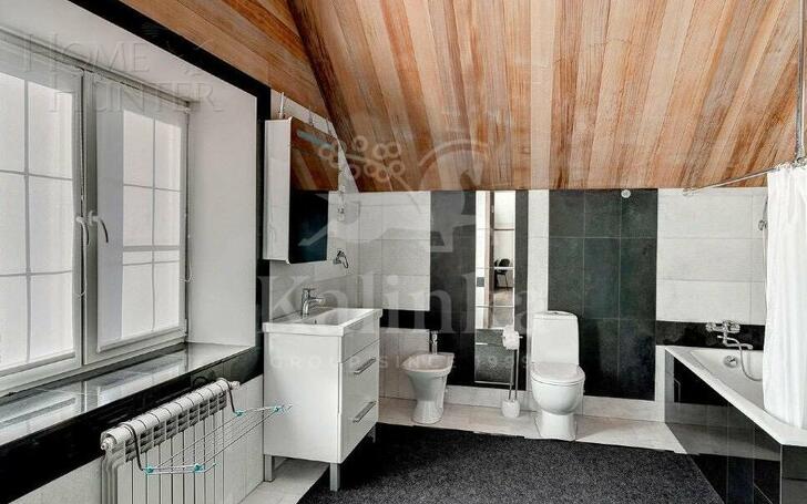 2-этажный коттедж 235 м² с отделкой