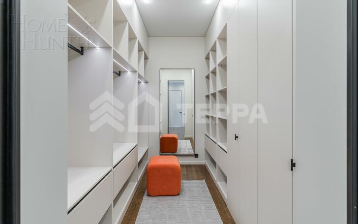 2-этажный коттедж 320 м² с отделкой