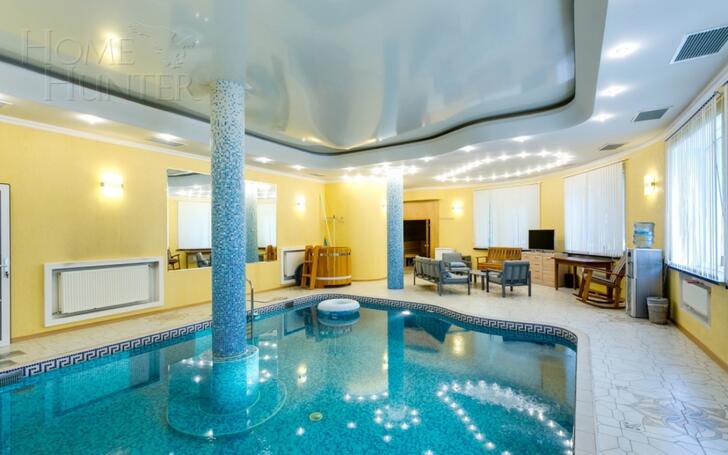 3-этажный коттедж 770 м² с отделкой