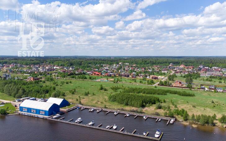 2-этажный коттедж 1 100.7 м² с отделкой