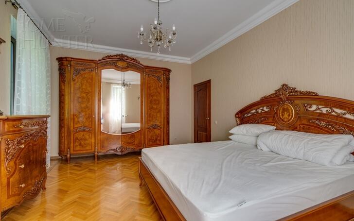 3-этажный коттедж 770 м² с отделкой