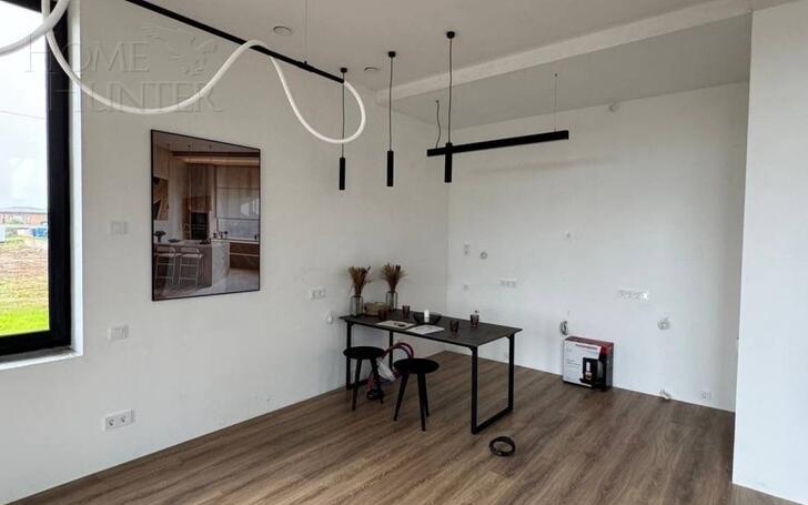 2-этажный коттедж 300 м² с отделкой