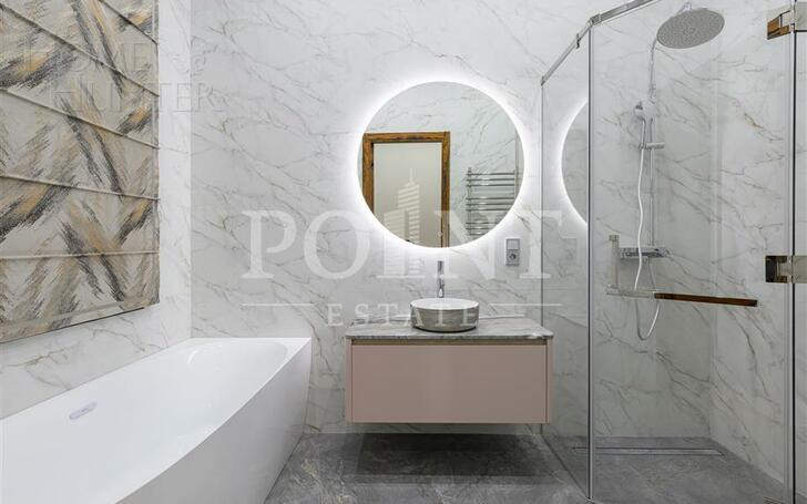2-этажный коттедж 350 м² с отделкой