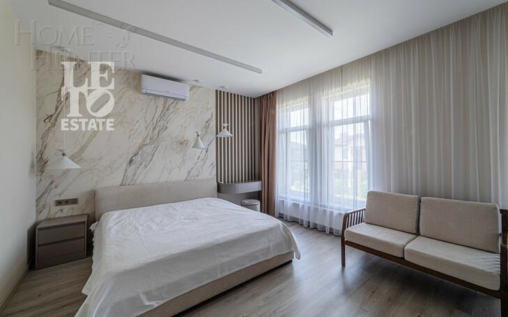 2-этажный коттедж 241 м² с отделкой