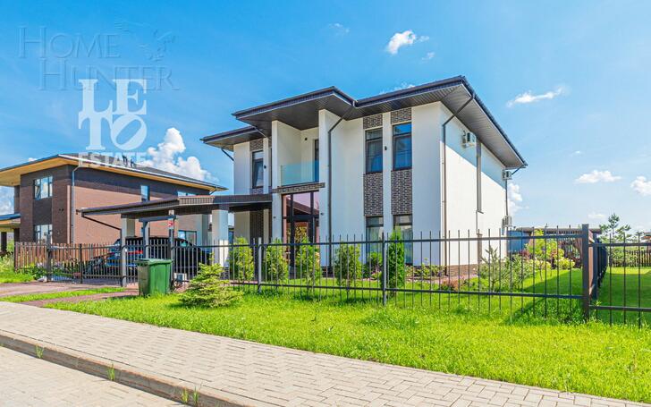 2-этажный коттедж 241 м² с отделкой