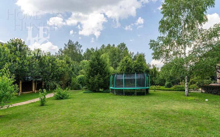 2-этажный коттедж 800 м² с отделкой