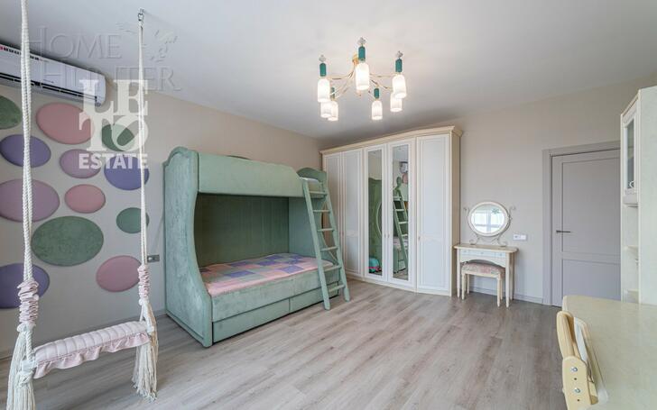2-этажный коттедж 241 м² с отделкой