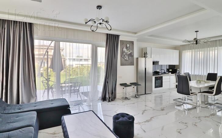 2-этажный коттедж 250 м² с отделкой