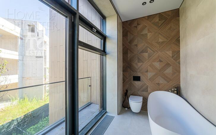 2-этажный таунхаус 168.6 м² без отделки