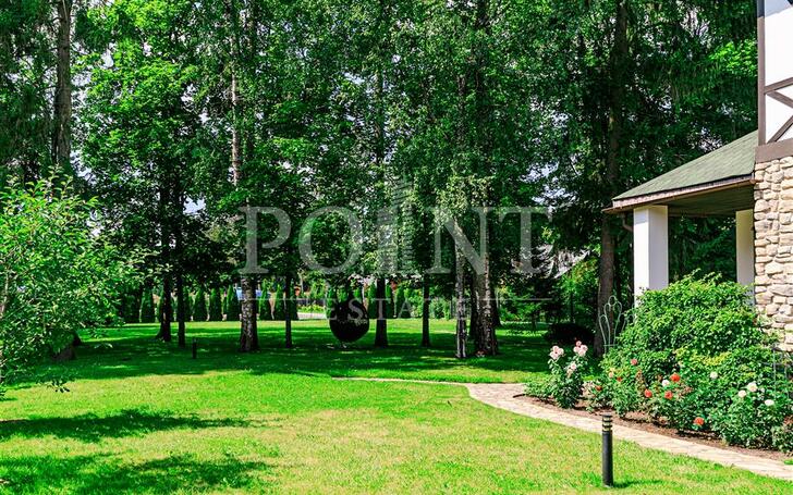 2-этажный коттедж 250 м² с отделкой