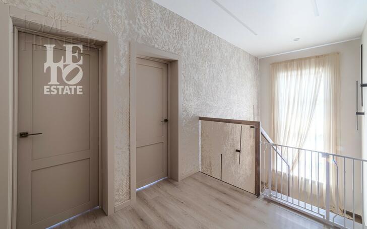 2-этажный коттедж 241 м² с отделкой