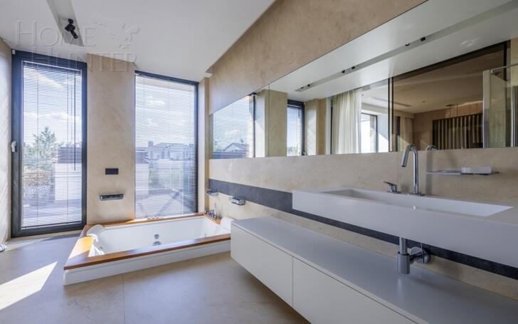 2-этажный коттедж 550 м² с отделкой