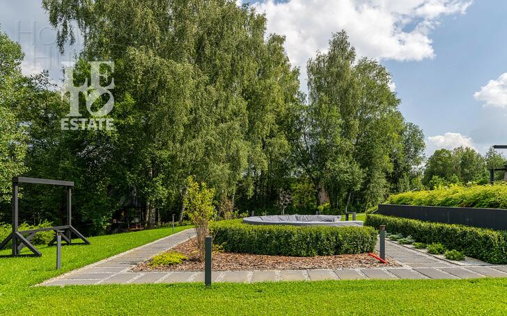 2-этажный коттедж 354 м² с отделкой