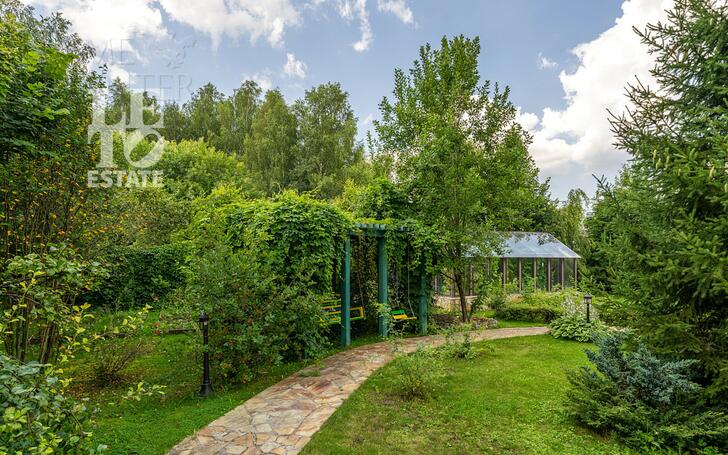 2-этажный коттедж 800 м² с отделкой