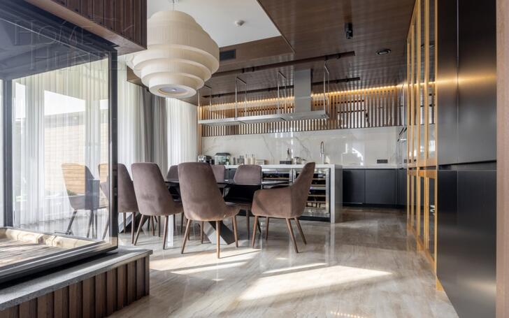 2-этажный коттедж 550 м² с отделкой