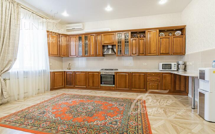 2-этажный коттедж 800 м² с отделкой