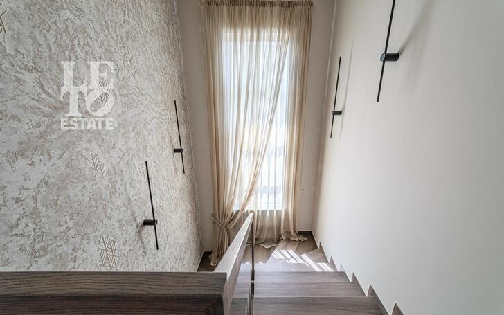 2-этажный коттедж 241 м² с отделкой