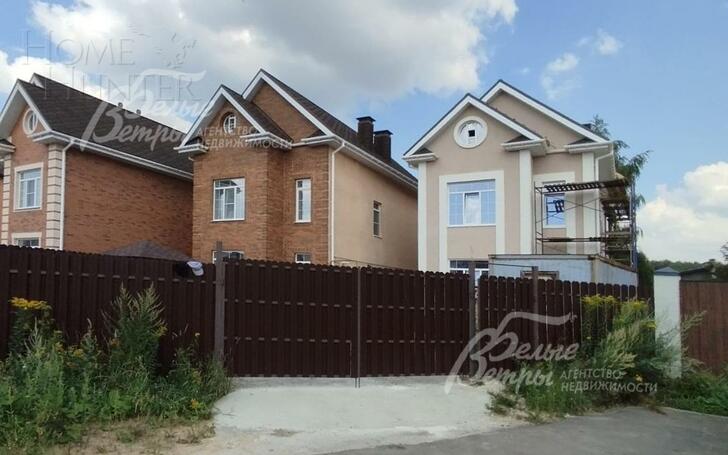 3-этажный коттедж 148 м² с отделкой