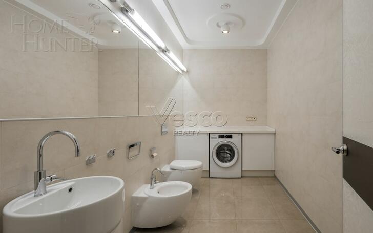 3-КОМН. КВАРТИРА С ОТДЕЛКОЙ 220 М² НА 4 ЭТАЖЕ