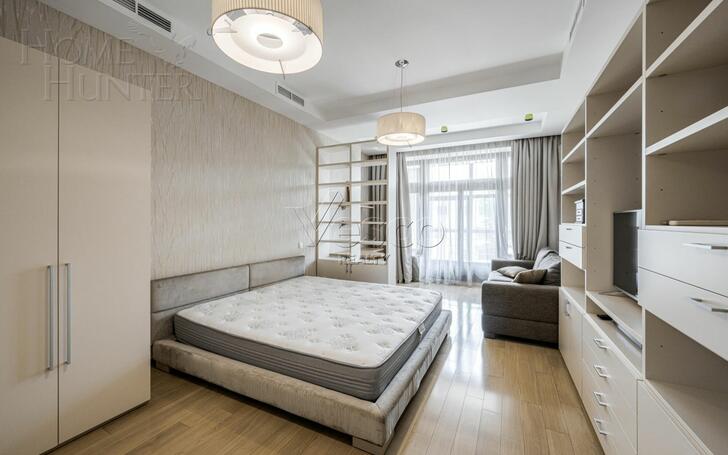 3-КОМН. КВАРТИРА С ОТДЕЛКОЙ 220 М² НА 4 ЭТАЖЕ