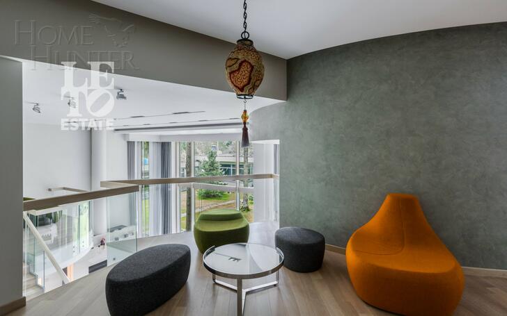 2-этажный коттедж 1 622 м² с отделкой