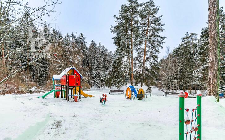 2-этажный коттедж 1 622 м² с отделкой