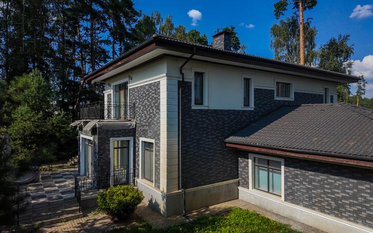 2-этажный коттедж 420 м² с отделкой